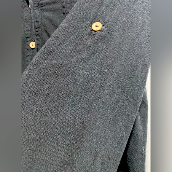 BLACK XL PLEATED FRONT TUNIC (F) - Picture 4 of 4